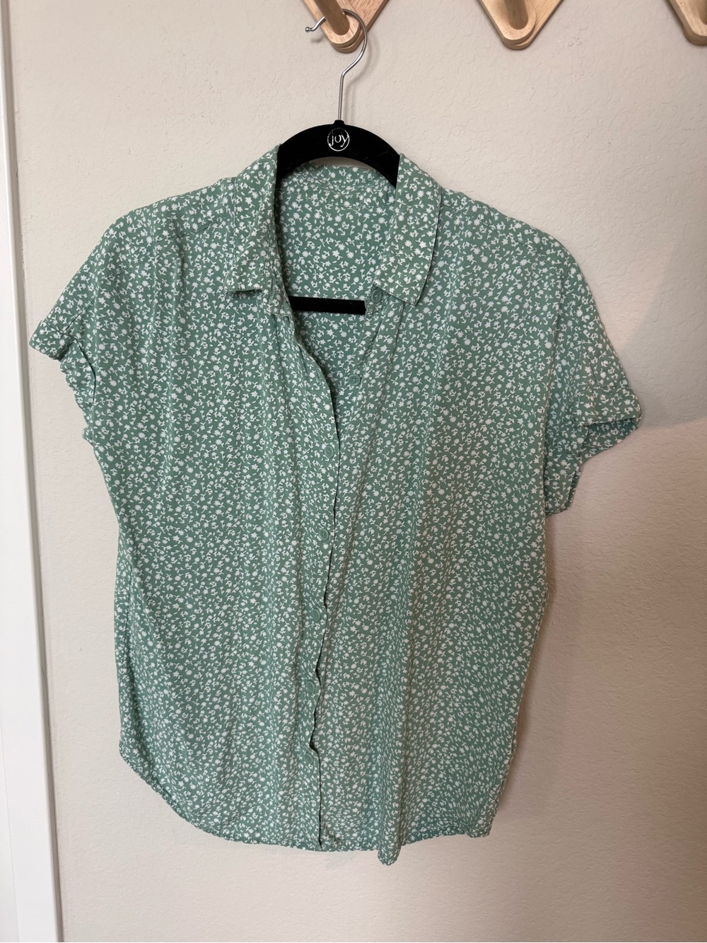 Mint Green Floral Button-Down Women's Shirt